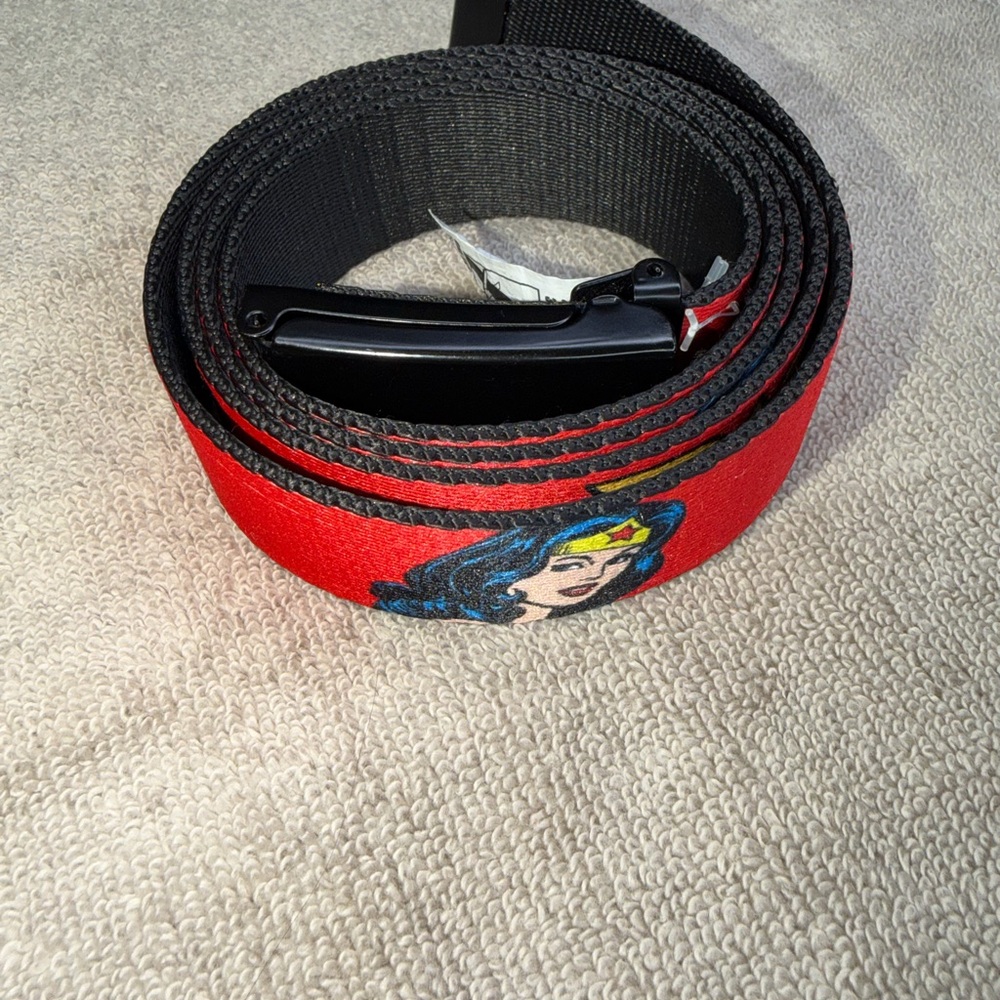 Buckle-Down Red Wonder Woman Belt - Picture 3 of 5